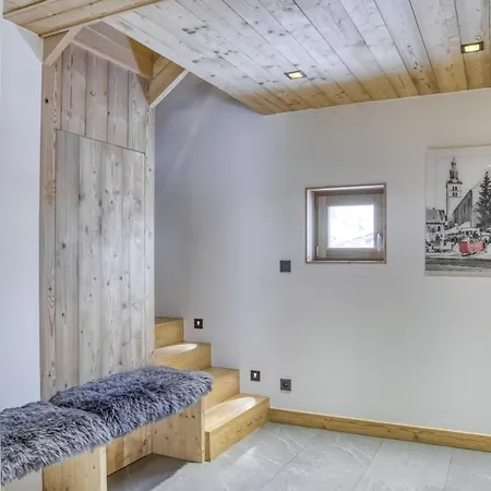 Elegant, Bright, Fully Equipped In Appartamento