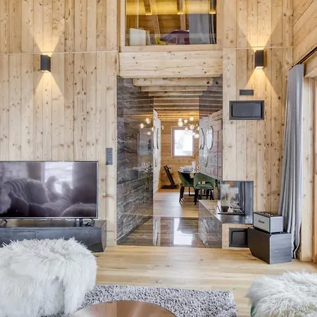 Elegant, Bright, Fully Equipped In Appartamento Praz-sur-Arly